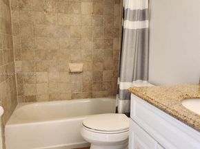 5201 Orduna Dr 14, Coral Gables FL 33146