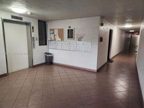 5201 Orduna Dr 14, Coral Gables FL 33146