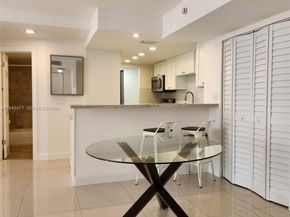 5201 Orduna Dr 14, Coral Gables FL 33146