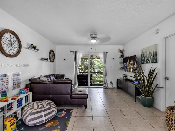 11651 Royal Palm Blvd 306, Coral Springs FL 33065