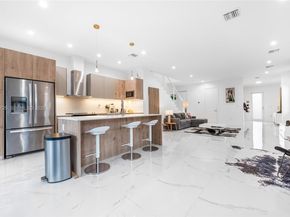 2756 SW 34th Ct B, Miami FL 33133