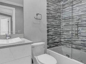 698 Deer Creek Corona Way, Deerfield Beach FL 33442