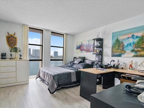 17500 N Bay Rd S707, Sunny Isles Beach FL 33160