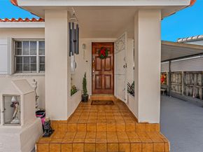 166 E 15th St, Hialeah FL 33010