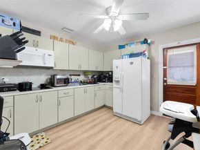 166 E 15th St, Hialeah FL 33010