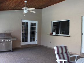 7439 SW 168th Ter, Palmetto Bay FL 33157