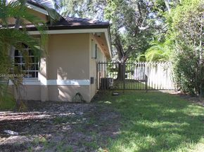7439 SW 168th Ter, Palmetto Bay FL 33157