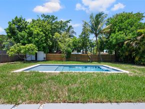 4300 Monroe St, Hollywood FL 33021