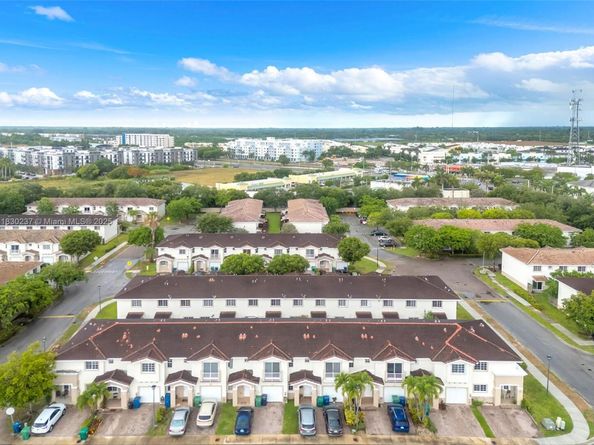 14062 SW 260th St 101, Homestead FL 33032