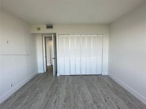 780 NE 69th St 1904, Miami FL 33138