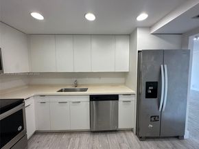 780 NE 69th St 1904, Miami FL 33138