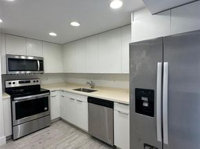 780 NE 69th St 1904, Miami FL 33138