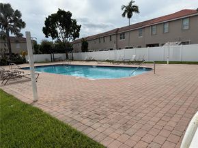 27450 SW 138th Path, Homestead FL 33032