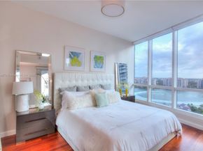 100 S Pointe Dr 1501, Miami Beach FL 33139