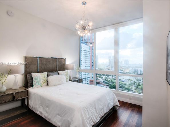 100 S Pointe Dr 1501, Miami Beach FL 33139