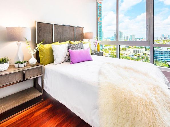 100 S Pointe Dr 1501, Miami Beach FL 33139