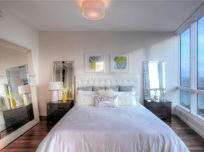 100 S Pointe Dr 1501, Miami Beach FL 33139