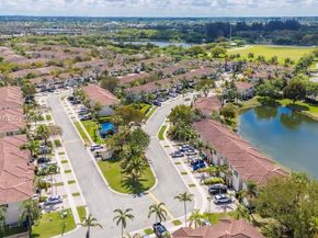 102 Riverwalk Cir, Sunrise FL 33326
