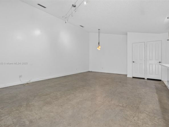3903 Water Oak Ct, Palm Beach Gardens FL 33410