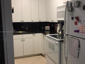 401 Ocean Dr 909, Miami Beach FL 33139