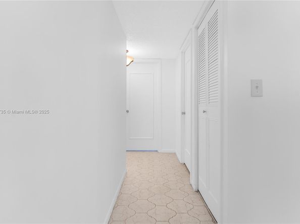 401 NE 14th Ave 603, Hallandale Beach FL 33009