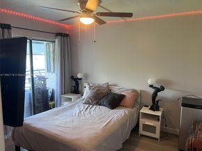 2307 S Cypress Bend Dr 406A, Pompano Beach FL 33069