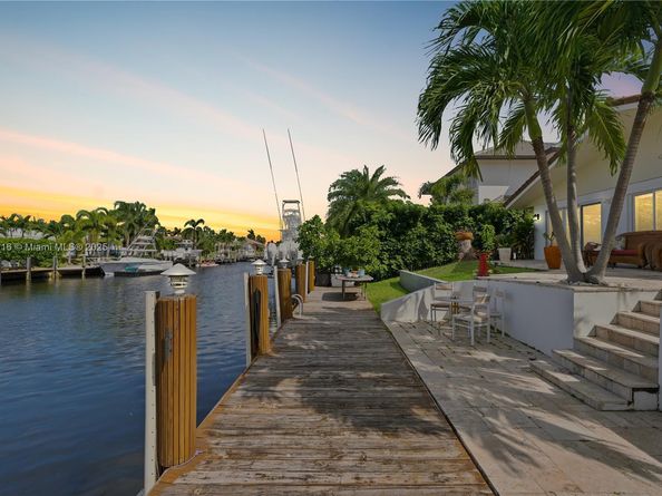 3901 NE 25th Ave, Lighthouse Point FL 33064