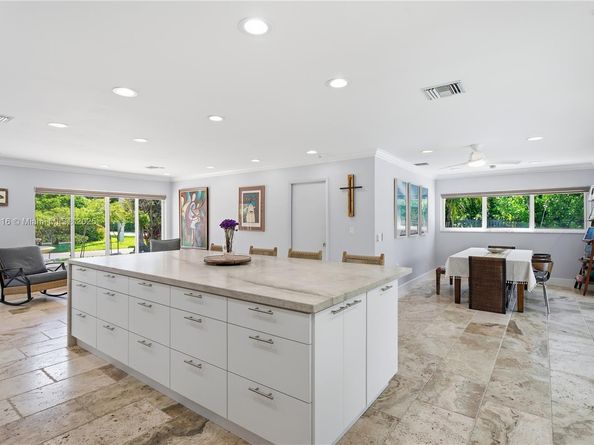 3901 NE 25th Ave, Lighthouse Point FL 33064