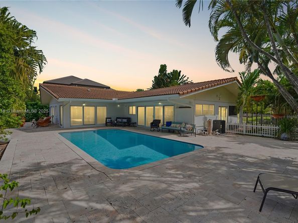 3901 NE 25th Ave, Lighthouse Point FL 33064