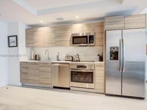 121 NE 34th St 1603, Miami FL 33137