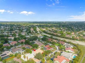 10949 NW 1st Mnr, Coral Springs FL 33071