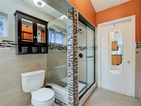 10949 NW 1st Mnr, Coral Springs FL 33071