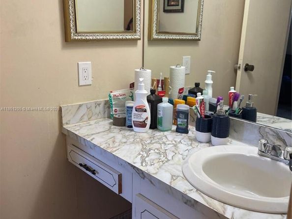 8380 Sands Point Blvd J310, Tamarac FL 33321