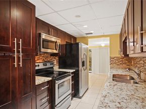 8011 NW 27th Pl, Sunrise FL 33322