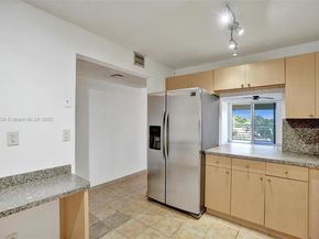 3251 Holiday Springs Blvd 401, Margate FL 33063
