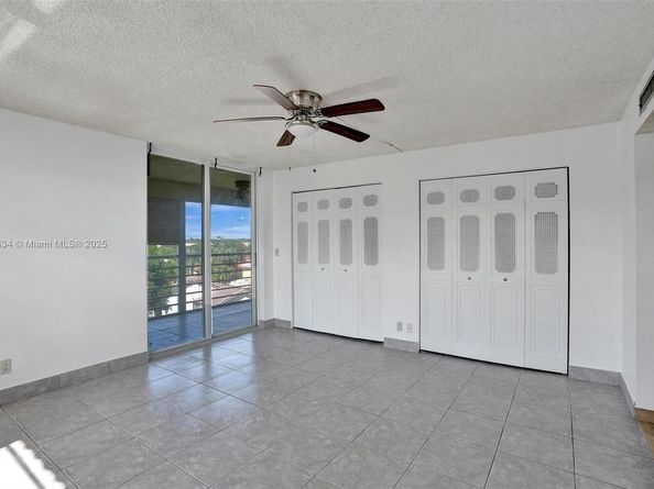 3251 Holiday Springs Blvd 401, Margate FL 33063