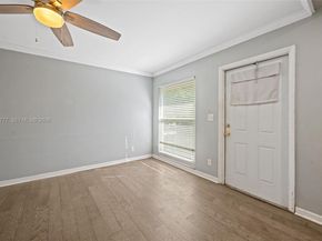 8001 NW 68th Ter, Tamarac FL 33321