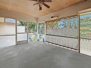 8001 NW 68th Ter, Tamarac FL 33321