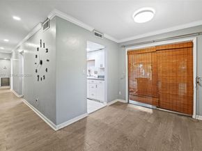 8001 NW 68th Ter, Tamarac FL 33321