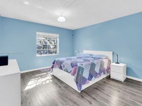 6207 Bay Club Dr 3, Fort Lauderdale FL 33308