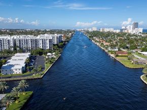 6207 Bay Club Dr 3, Fort Lauderdale FL 33308