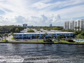 6207 Bay Club Dr 3, Fort Lauderdale FL 33308