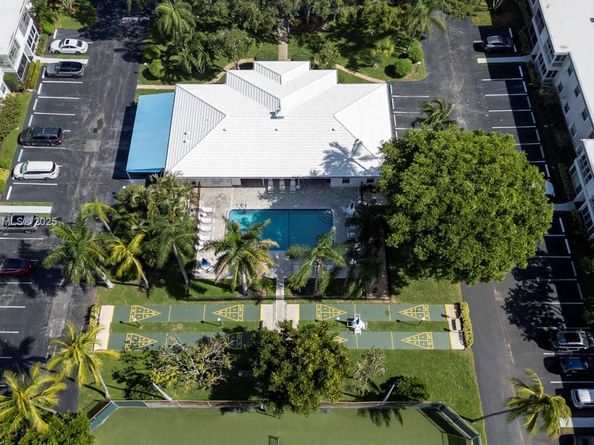 6207 Bay Club Dr 3, Fort Lauderdale FL 33308