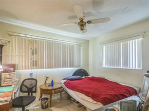 4906 NW 53rd Ct, Tamarac FL 33319
