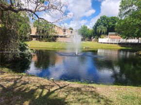 7184 Sportsmans Dr 7184, North Lauderdale FL 33068