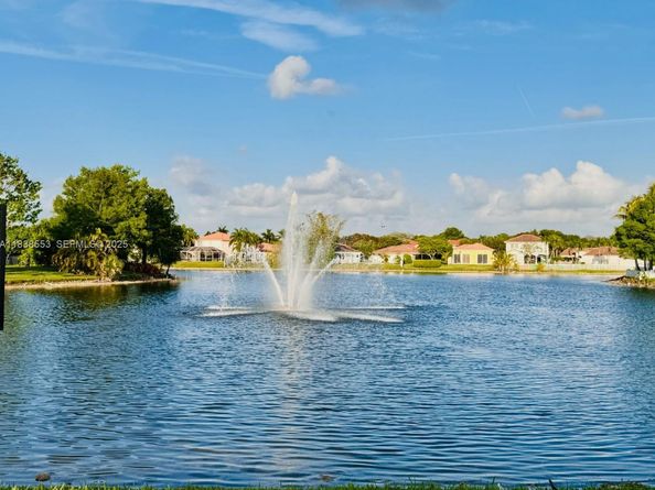 13412 NW 5th Ct, Plantation FL 33325