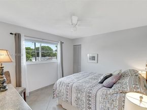 415 NE 2nd St 201, Hallandale Beach FL 33009