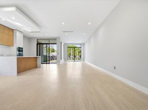 1637 Monroe St, Hollywood FL 33020