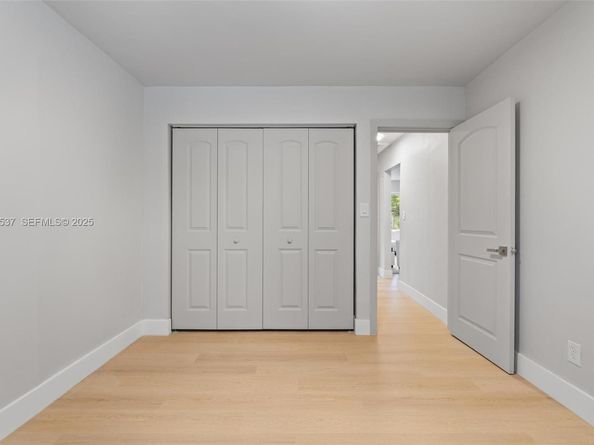 1431 NE 117TH St, Miami FL 33161