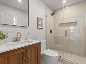 1431 NE 117TH St, Miami FL 33161